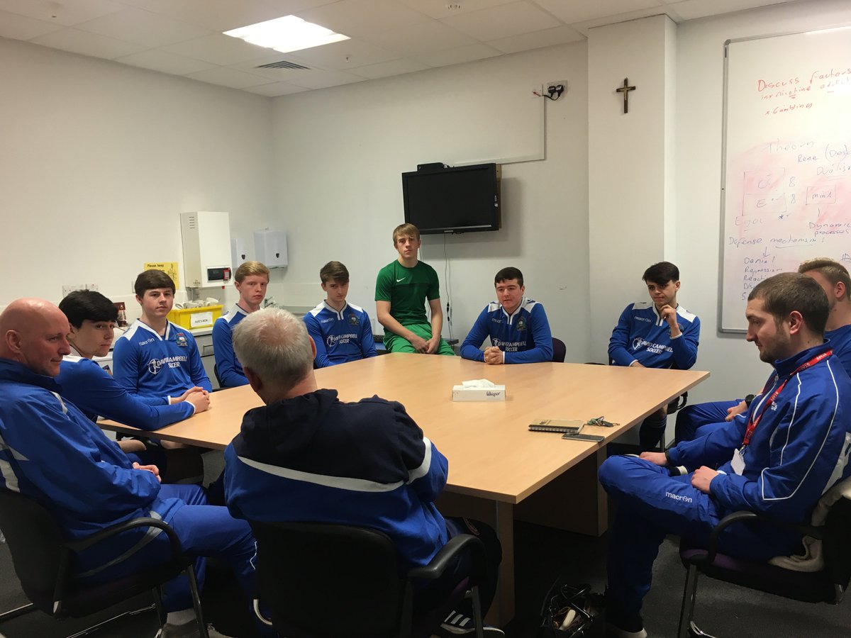 dcsoccer88's tweet photo. Great afternoon of learning 4 @dcsoccer88 Elite Academy footballers - introduction to #FootballLeague #HeadOfAcademy #BestContacts #Inspire https://t.co/UtHECfA348