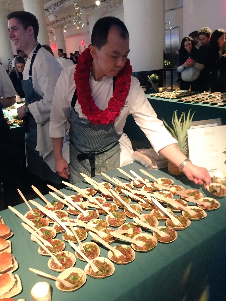 Cookies4Kids's tweet image. Cocktail hour is off to an amazing start! #chefs4kids #togetherwecan