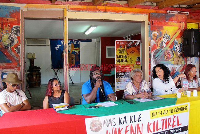 FAGuadeloupe's tweet photo. Place au Wikenn kiltirèl de Mas Ka Klé https://t.co/jU98Nk1twR #Culture #LesAbymes #Guadeloupe https://t.co/b1Wff1E9Gu