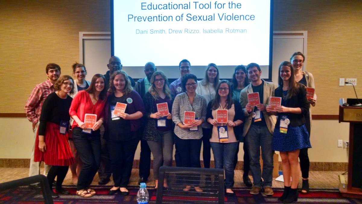 RespectWell's tweet photo. #tbt an amazing presentation from #RespectCon2016! Get excited for #RespectCon2017 - the countdown is on! #Respect_Program https://t.co/XhhcQt9J2s