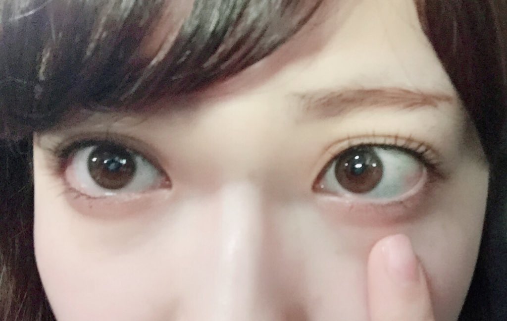 吉田朱里 على تويتر おはよー 朝起きたら右目の二重幅が おかしくなってた もぉ なんなのぉ 早くコンタクトさせて 吉田朱里 على تويتر おはよー 朝起きたら右目の二重幅が おかしくなってた もぉ なんなのぉ 早くコンタクトさせて