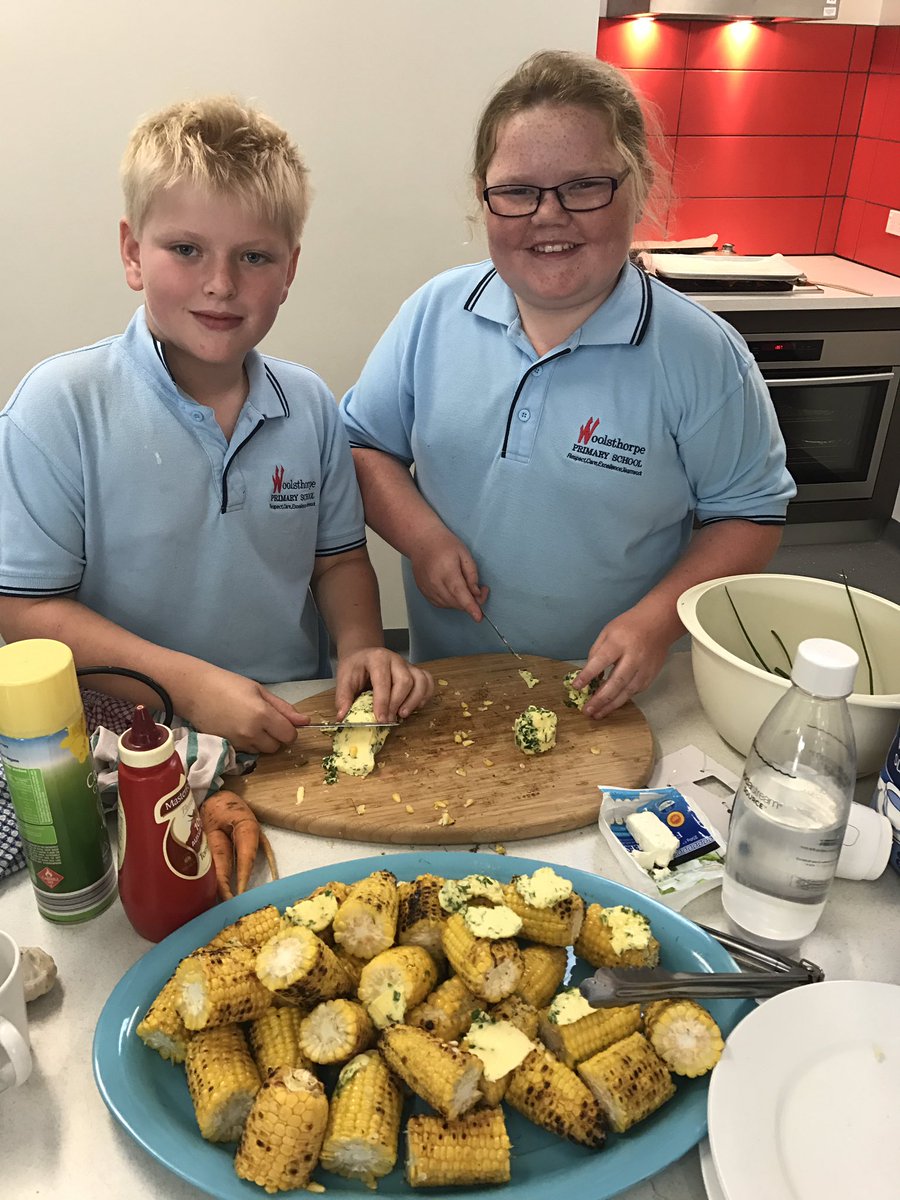 WPS34_2018's tweet photo. This weeks Kitchen Garden Session was a hit. Challenging and building on our skills &amp; tastebuds #pestopasta #fetacornburgers #homemadebread😋 https://t.co/bvS8fwW3ci
