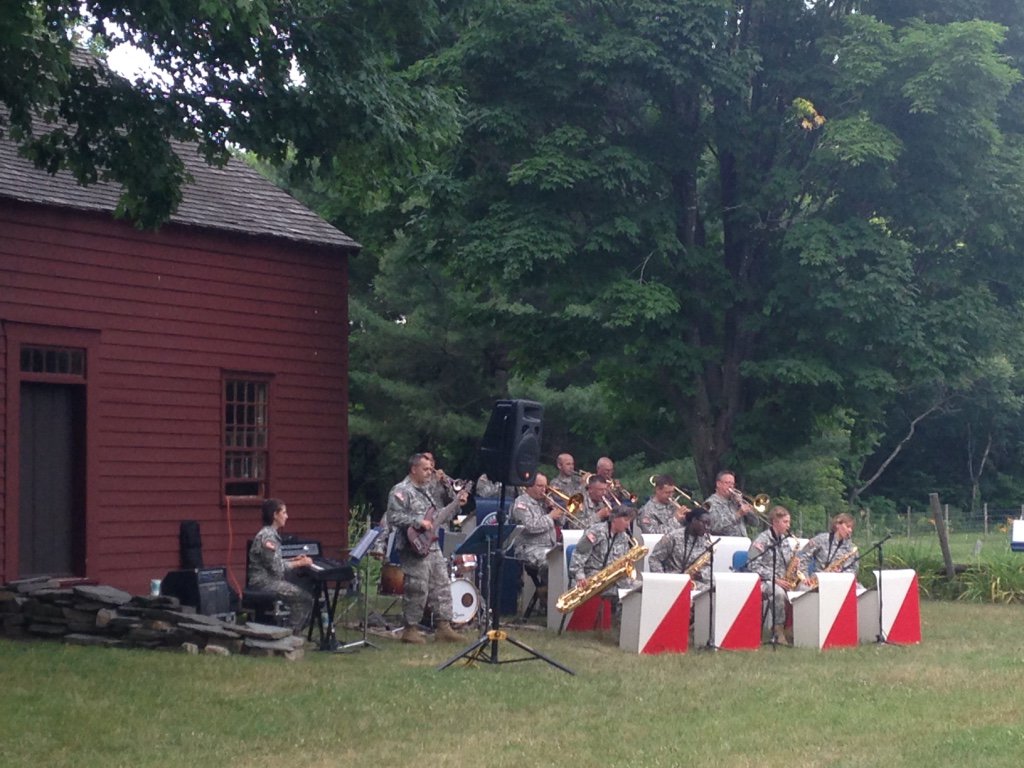 The <a href="/40thArmyBand/">40th Army Band</a> played a concert at the #EthanAllenHomestead in 2016, and it was amazing! #tbt #summer2016 #BTV #VT #Vermont #history