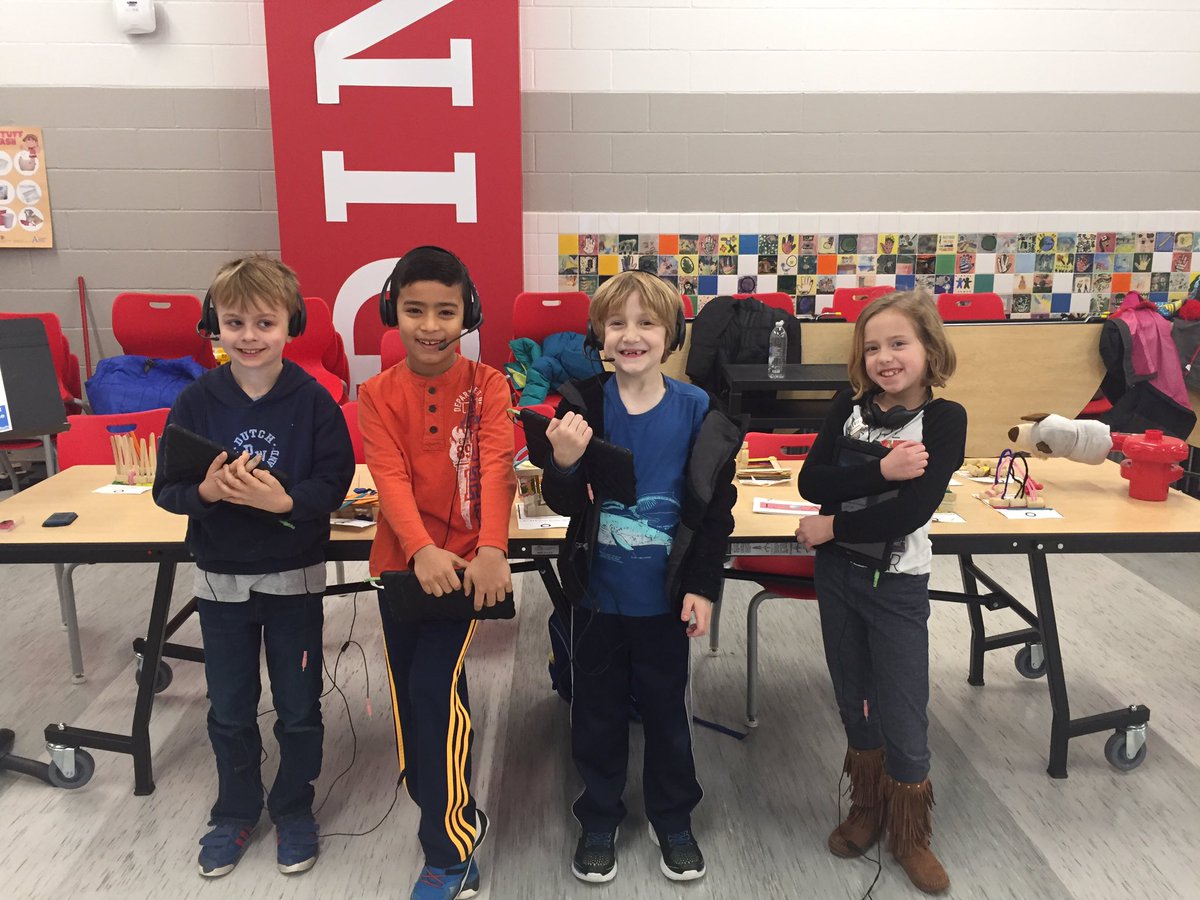 Heslep2nd's tweet photo. Tech night was a success! Students taught parents about our STREAM project and the creative design process on Seesaw! @AbingdonGIFT https://t.co/uUOOalNGqO
