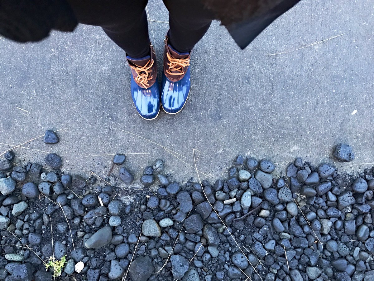 HelloAshleyR's tweet photo. CANT stop looking at these photos, take me back ✈️ @visitReykjanes @wow_air #wb40 https://t.co/AaNdnLGpJo