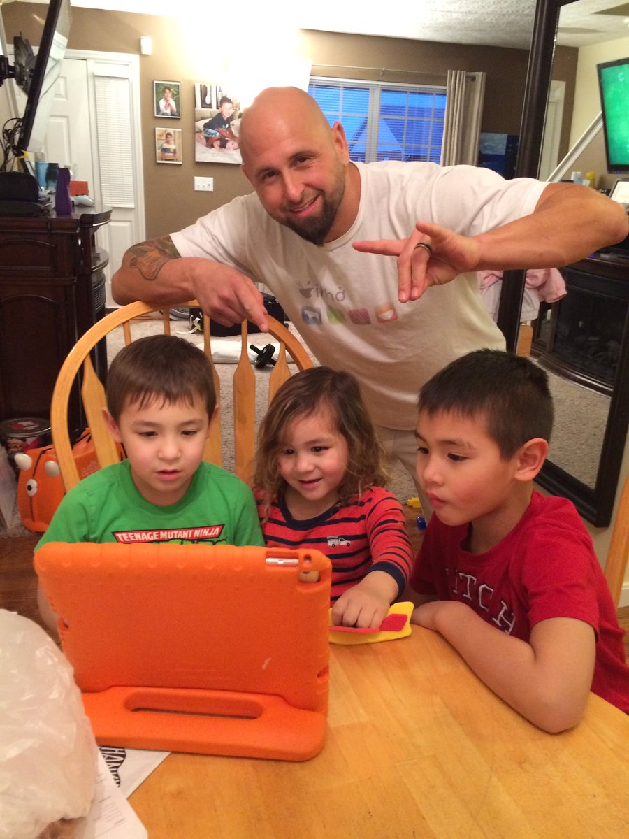 MachineGunKA's tweet photo. Good to be home with my boys even if they would rather watch @AJStylesOrg n @FinnBalor on @WWENetwork ..
ππ»π΄ https://t.co/LSRE686Q8y
