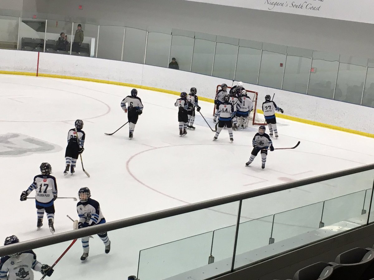 Ris_Brown's tweet photo. What a game @PortMinorHockey #AtomRep https://t.co/q2XiD25hiJ