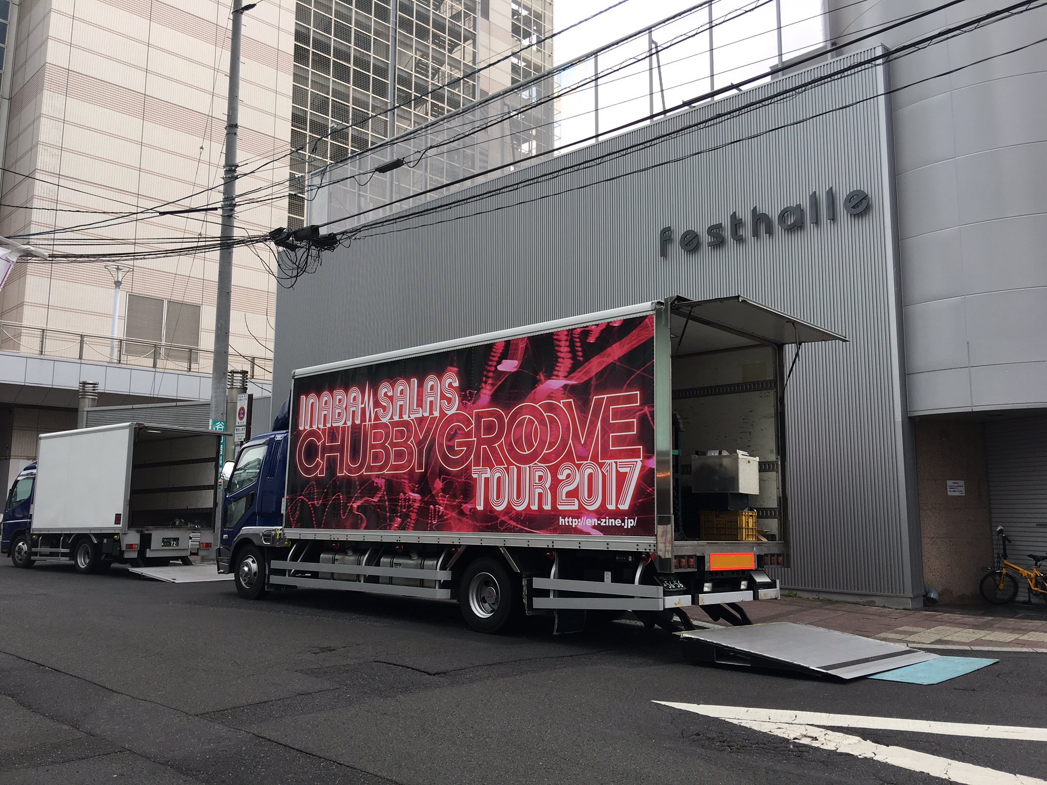 イナバサラス CHUBBYGROOVE 2017 ツアートラック稲葉浩志 詳細