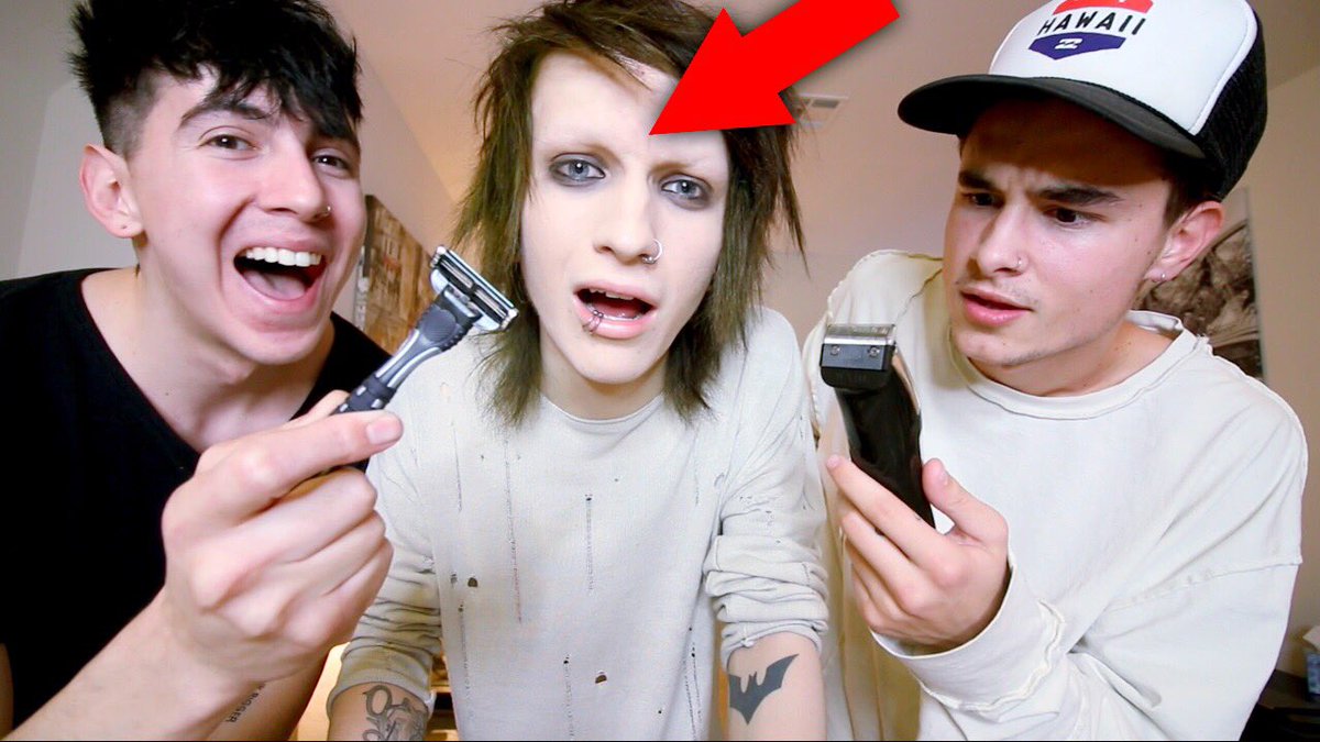 ItsBobbyMares's tweet image. Choosing one person who RT's to be next videos SHOUTOUT!

THE NEW VID IS UP! Like and subscribe!

youtu.be/KNQtUgH0b78