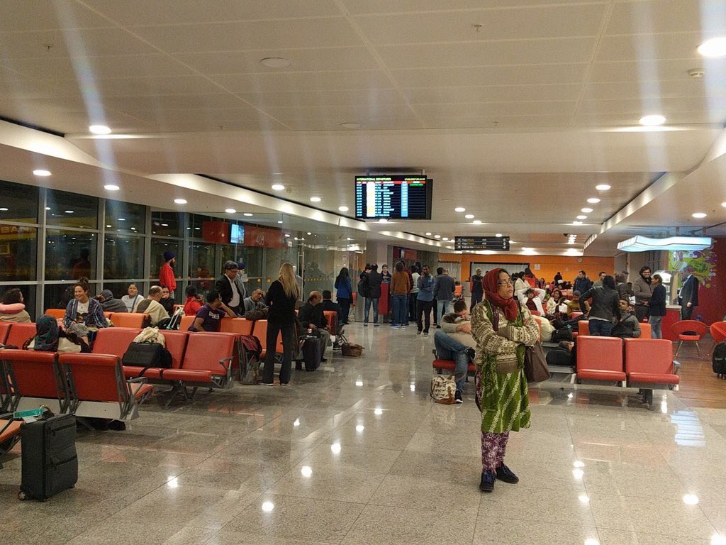 manondave's tweet photo. Pragna from @airindiain seems to think that they've "arranged for accommodation" for the passengers of #AI130. Is this a joke? #Ankara https://t.co/0oSirGOTMx