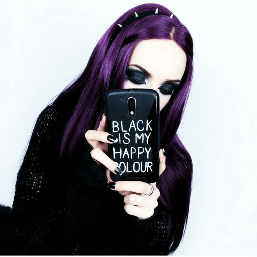 Divine_Crescent's tweet photo. Its always my happy color 😁
@zxmbiemermaid 💀❤
#zombie #mermaid #blackismyhappycolor #purplehair #repost #beautiful … https://t.co/zhU3zQifKr
