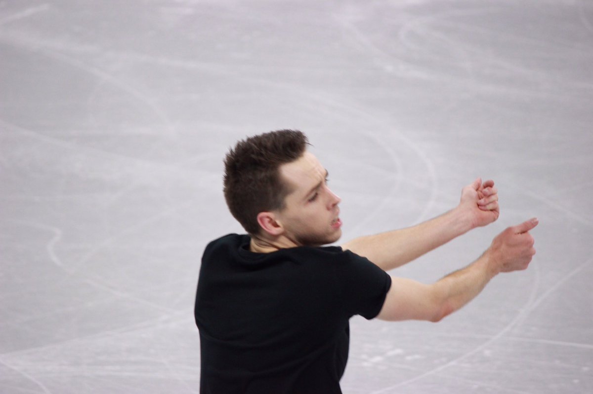 Sanhocho's tweet photo. 앤드류 돕스 오늘 아침 연습 #4ContsFigure #AndrewDodds for @jimboppa https://t.co/HcikjJ4bHi