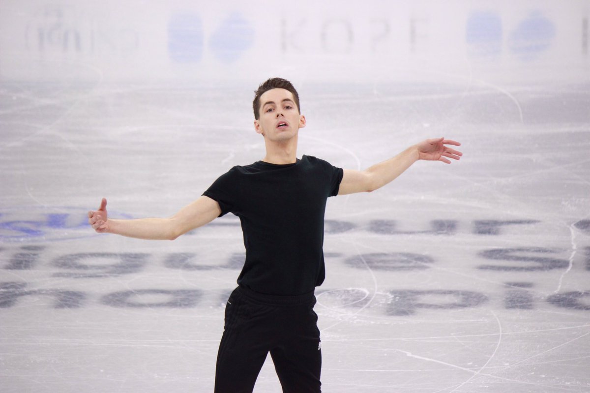 Sanhocho's tweet photo. 앤드류 돕스 오늘 아침 연습 #4ContsFigure #AndrewDodds for @jimboppa https://t.co/HcikjJ4bHi