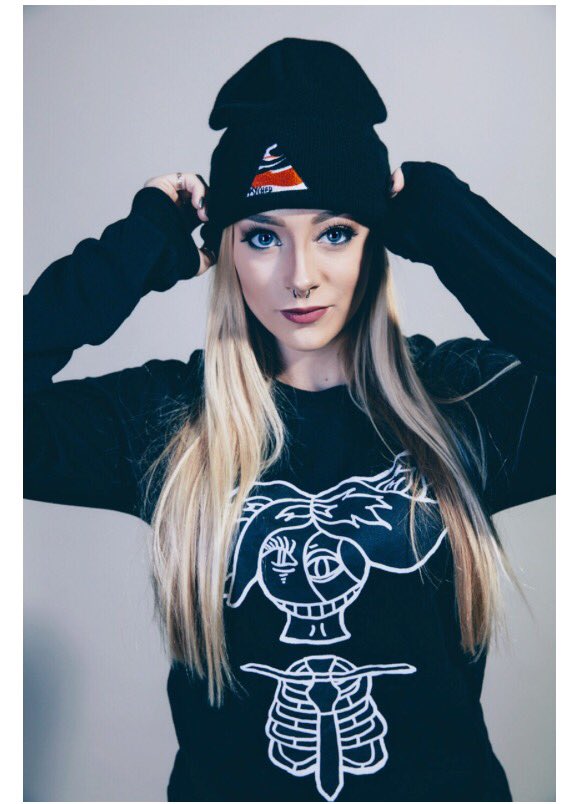 psychedco's tweet photo. The beautiful Rory modeling for us! Her instagram is @rory.modeling https://t.co/yzWnHLMdEq