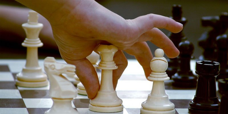 Catur ternyata juga punya manfaat yang besar bagi tumbuh kembang si kecil. Ini 5 manfaat itu: ow.ly/VwKa3095ejw