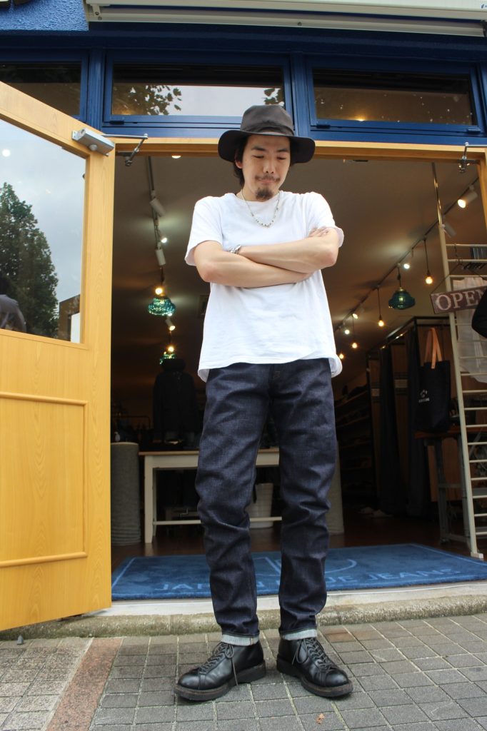 Japanbluejeans's tweet photo. 初めてのお洗濯。
https://t.co/oOj5cmA0LQ
＃JB0601 ＃生デニム ＃洗濯 ＃アタリ ＃ヒゲ ＃ハチの巣 ＃経年変化 ＃色落ち ＃ヴィンテージジーンズ ＃岡山 ＃JAPANBLUEJEANS https://t.co/NJ3pbDC7Re