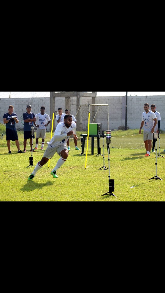 SFITDEPORTES's tweet photo. Evaluaciones físicas con #smartspeedpro. Ciencia y el deporte van de la mano en el fútbol de hoy. #vamospormas #sportscience @FusionSport https://t.co/IRNlgOafIl