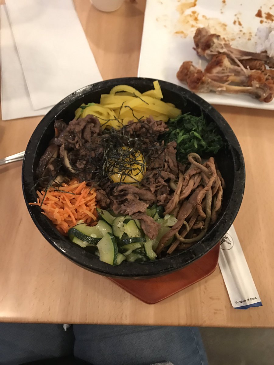 ELLEKOREALTY's tweet photo. New Korean Place in Costa Mesa! YUM! #bonchon #costamesa #datenight #bibimbap https://t.co/ODKvr50nLM