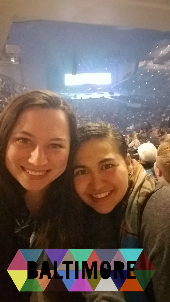kp_zimmer's tweet photo. Getting our praise on #TheVeryNextThingTour https://t.co/En0sxkRMCZ