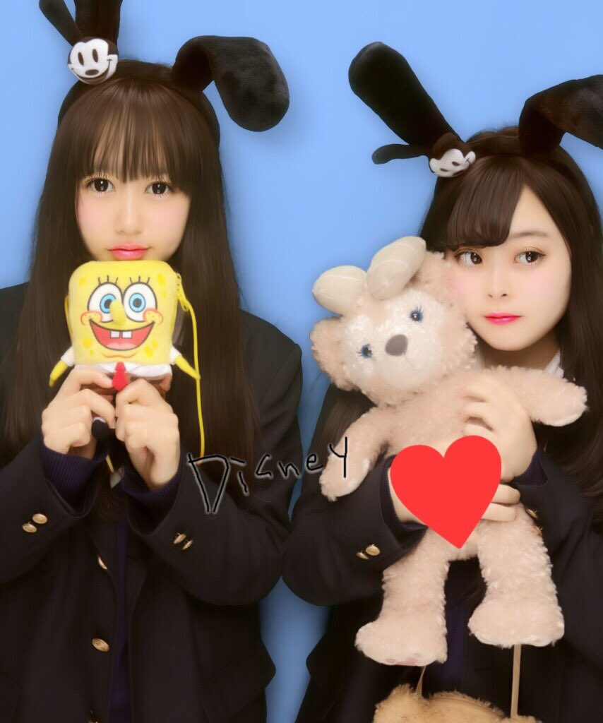 Miku_12103's tweet photo. DisneySea🌋  ➢   Disneyland✨🏰 https://t.co/hgRiNLbQbr