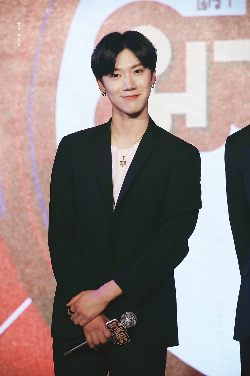 HiMylight's tweet photo. 텐 생일이 10일 남은 2월 17일
2시 27분 텐시 #TEN #เตนล์ https://t.co/NbTimlUM4n
