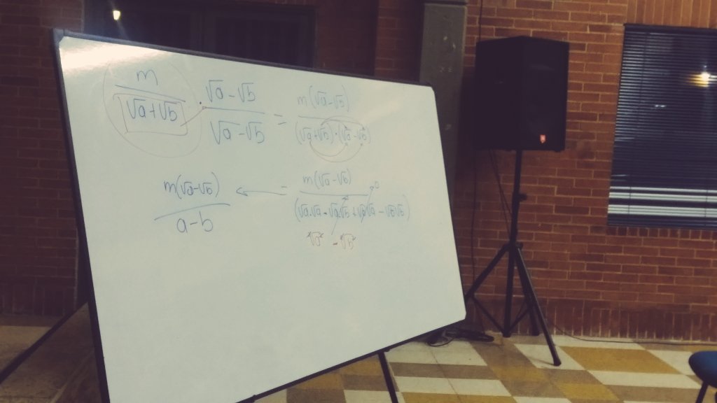 alejarub's tweet image. En la primera sesión de #CIPAS #ECBTI de algebra,trigo y geometria analitica..generando la vida universitaria @UniversidadUNAD