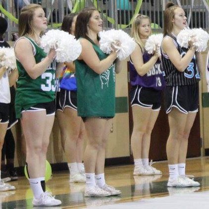 EdisonPrepCheer's tweet photo. We 💚 E-Week! 😍🏀 https://t.co/0Mi0GEhHDV