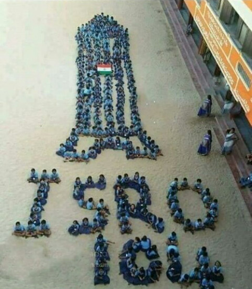 imeerage's tweet image. School children from #Vizag Salutes the @isro scientists and team for successful launch of #PSLVC37 Beautiful Gesture, BharatMata Ki Jai 🙏🙏