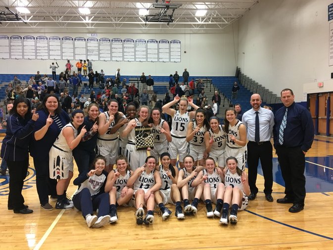 BrianLiedlich's tweet photo. Congratulations Lions! Varsity Girls Regional Champs at Vernon Hills! https://t.co/ekKt2DvOuT