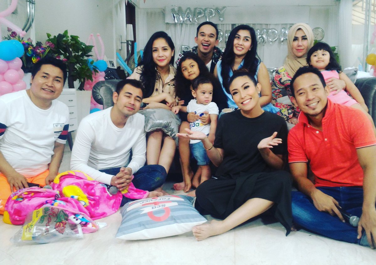 dahSyatMusik tweet picture