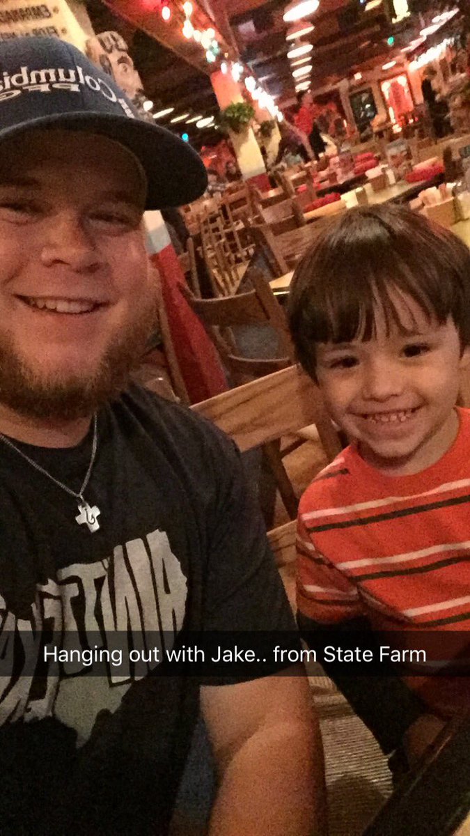 KirbyDillon4's tweet photo. Ya gotta admit he's cute lol #Jake #FromStateFarm https://t.co/ycgUvAQEFg