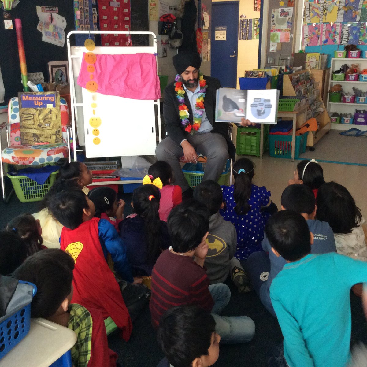 RobinAPerri's tweet photo. GL celebrates our 6th World Read Aloud Day with our guest readers @wendy_vokey @PNeerja @RituA3 @RipenjitHothi @amtulejaz @litworldsays https://t.co/jmUBIEDRcs