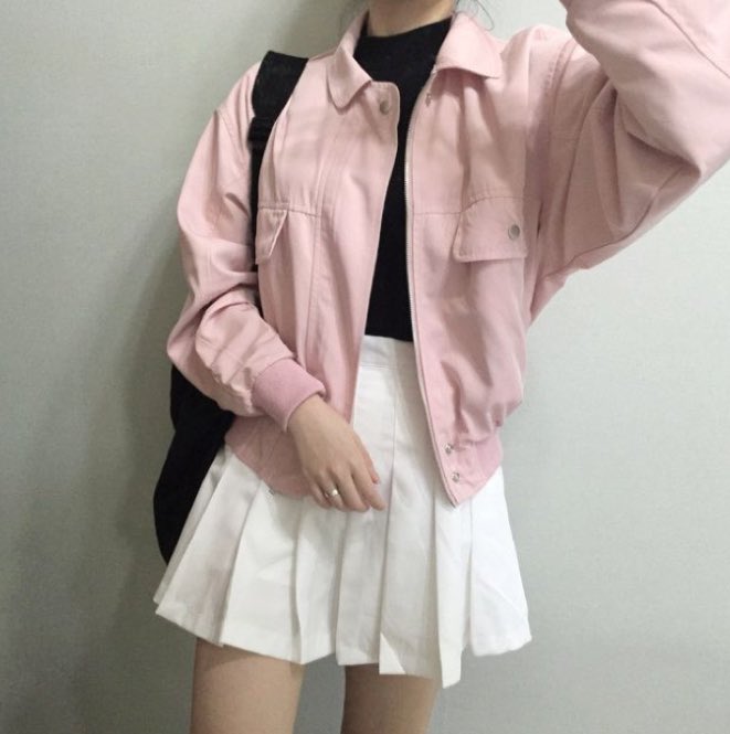 calledallyellow's tweet photo. แต่งตัวโทนสีชมพู💕 https://t.co/qfFRJNJtMQ