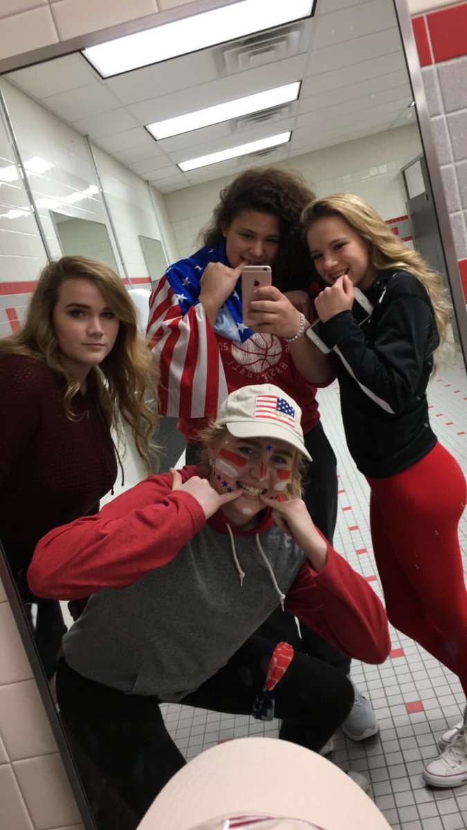 kayla_boeschen's tweet photo. catch the boys @ round 2 &amp; catch me at school tomorrow w no voice 🤷🏼‍♀️ https://t.co/eJ75PyrxC4