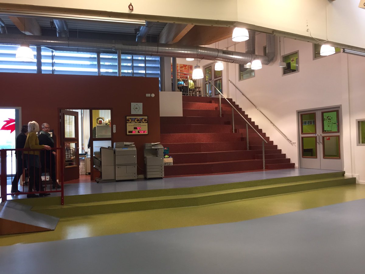 BeppieSmit's tweet photo. @kindcentra op bezoek bij @kcdeplantaan in @gem_Oirschot mooie start met samenwerking onderwijs en opvang. https://t.co/5nSNJmgrbB