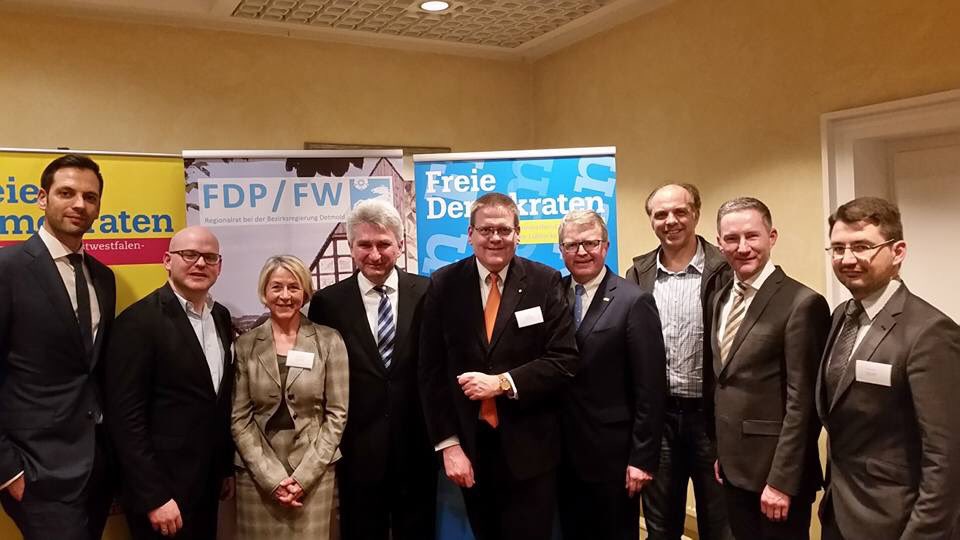 Stephen Paul (@stephenpaulx) on Twitter photo 70 Jahre - Die #FDP ist und bleibt die Regionalpartei für Ostwestfalen-Lippe, sagt <a href="/f_schaeffler/">Frank Schäffler</a> #OWL #NRW #esgehtumunserland #ltwnrw17 70 Jahre - Die #FDP ist und bleibt die Regionalpartei für Ostwestfalen-Lippe, sagt <a href="/f_schaeffler/">Frank Schäffler</a> #OWL #NRW #esgehtumunserland #ltwnrw17
