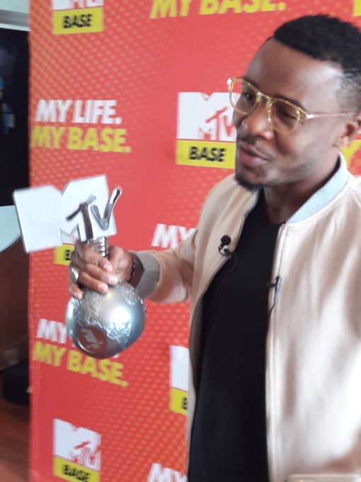 View image on Twitter