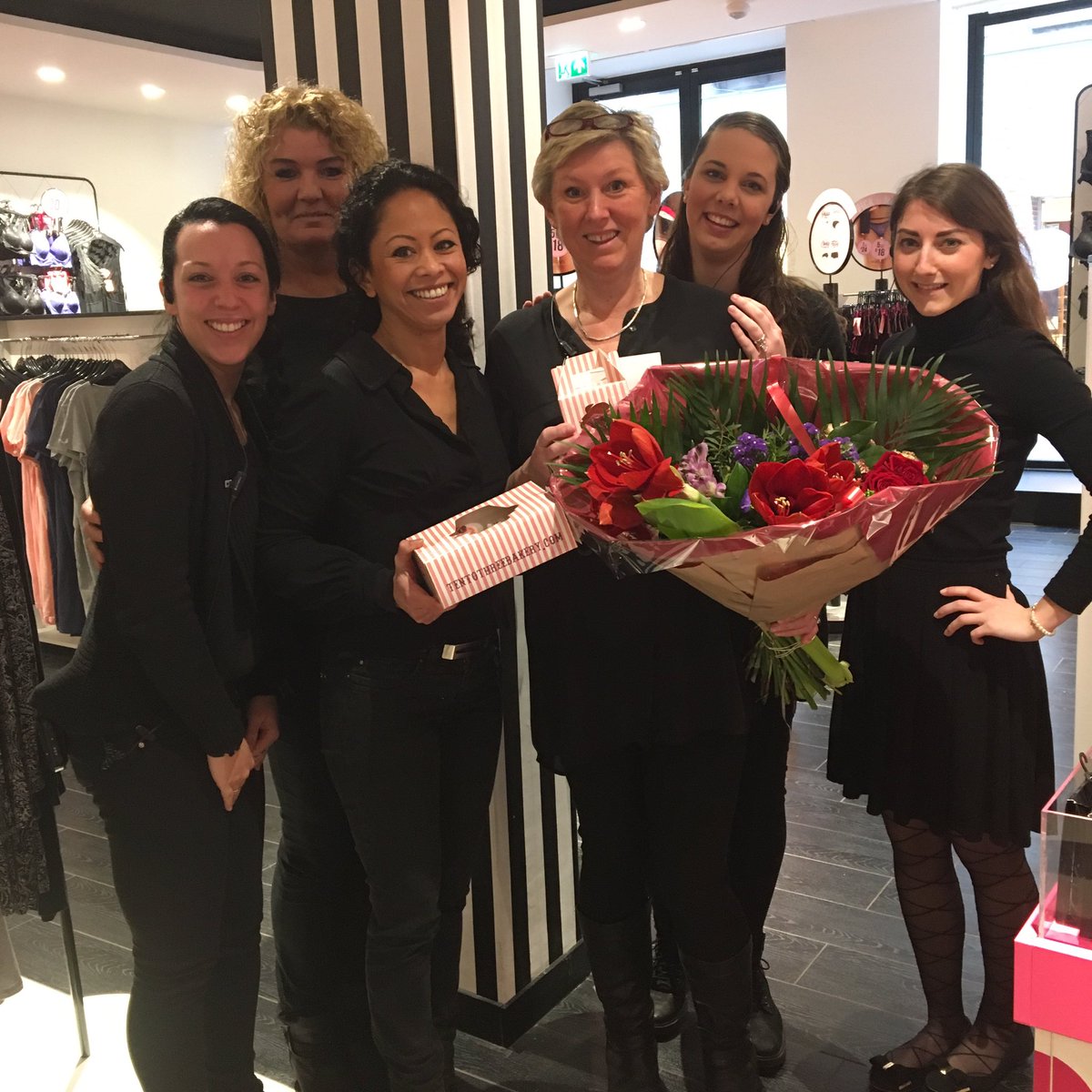 Jacqueline 12,5 years anniversary, congratulations🎉🎊<a href="/Hunkemoller/">Hunkemöller</a> #spui #proud #hkmfun