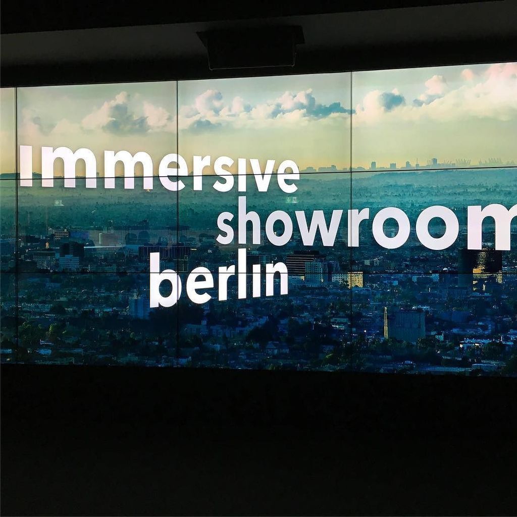 amauf's tweet photo. The opening of the 'imersive showroom' yesterday night. Wow. 38. Screens. 180 Millionen Pi… https://t.co/EzlW8ZxbV2 https://t.co/eqTAqglVZG