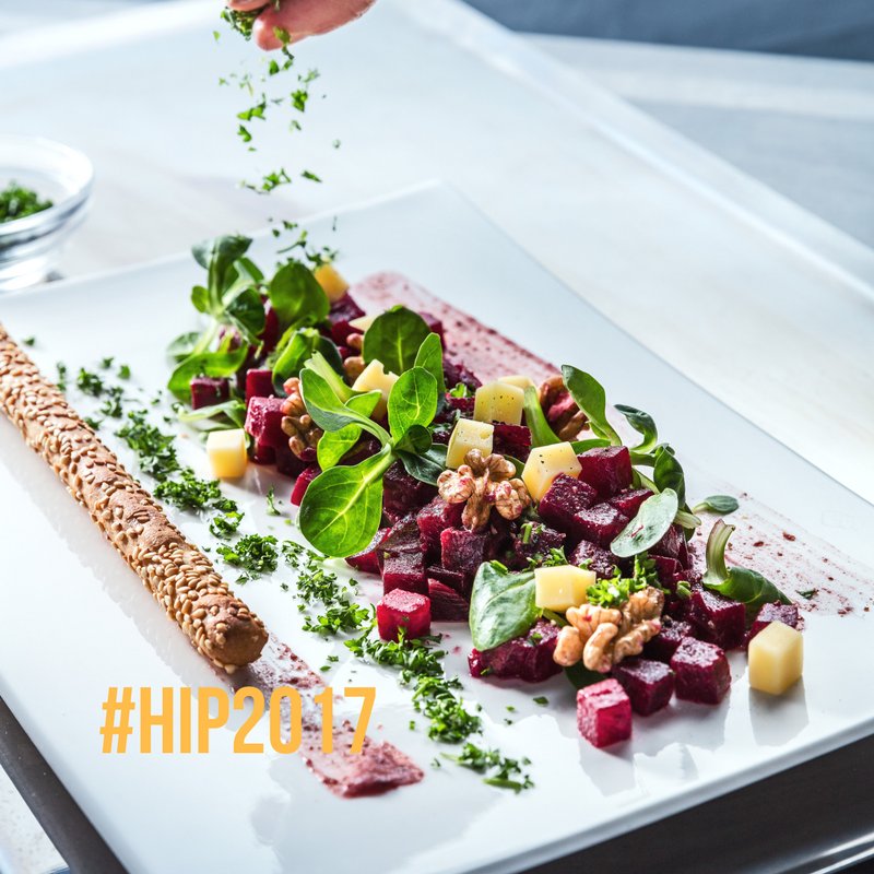 gastrobonduelle's tweet photo. En nuestro espacio encontrarás nuestras mejores recetas y sugerencias de presentación ¡Ven! #HIP2017 #Tapasbonduelle https://t.co/AZCAmmQxbP