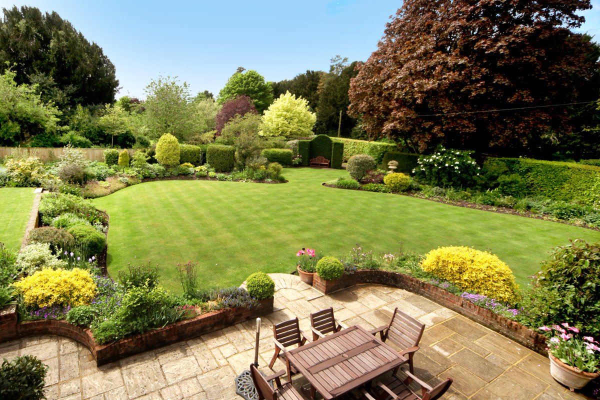 KFBasingstoke's tweet image. Knight Frank &amp;amp; Markit House Price Sentiment Index - February 2017. Brexit-related anxieties appear to have receded: bit.ly/2kwtF6X