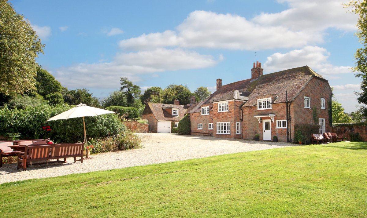 KFBasingstoke's tweet image. Knight Frank &amp;amp; Markit House Price Sentiment Index - February 2017. Brexit-related anxieties appear to have receded: bit.ly/2kwtF6X