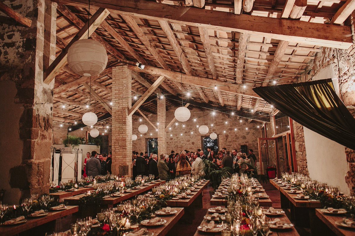 Enamorados del arte de <a href="/21demarzo_bcn/">21 de marzo</a> 🙌🏼 #KeisyandRocky #fotografosdebodasbarcelona #destinationweddingbarcelona