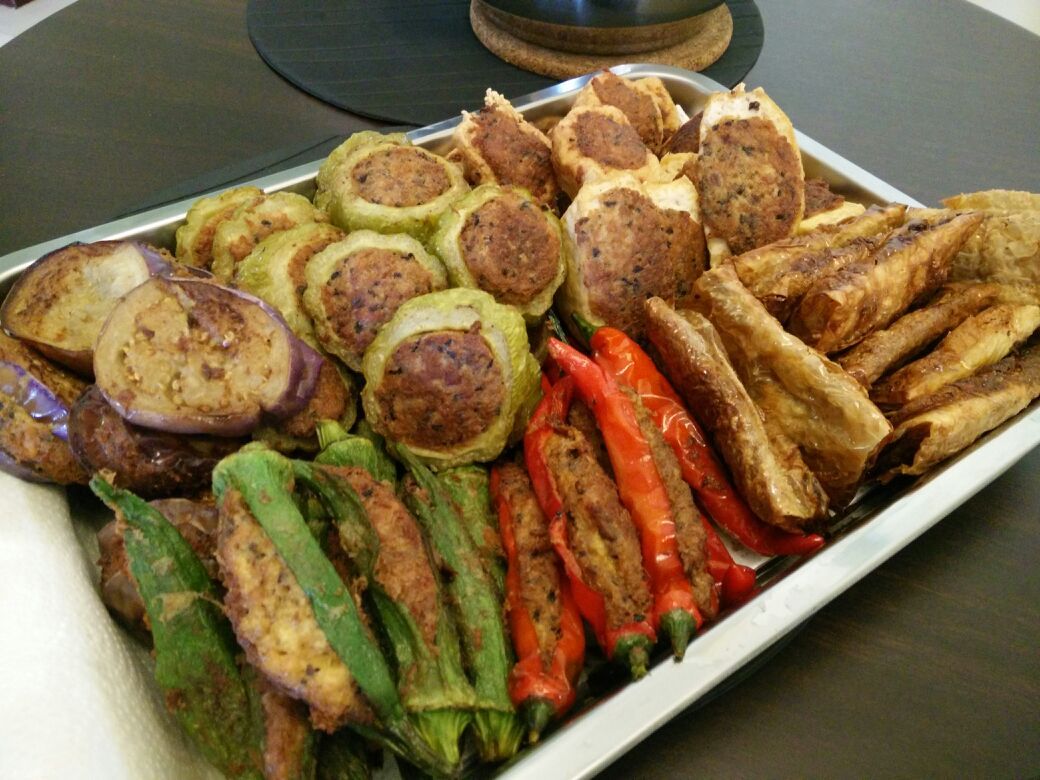 Dinez_in's tweet photo. To order this popular and amazing Vegetarian Yong Tau Foo, submit your order at: https://t.co/Ykt4vu2qUy https://t.co/E9zmakgERL