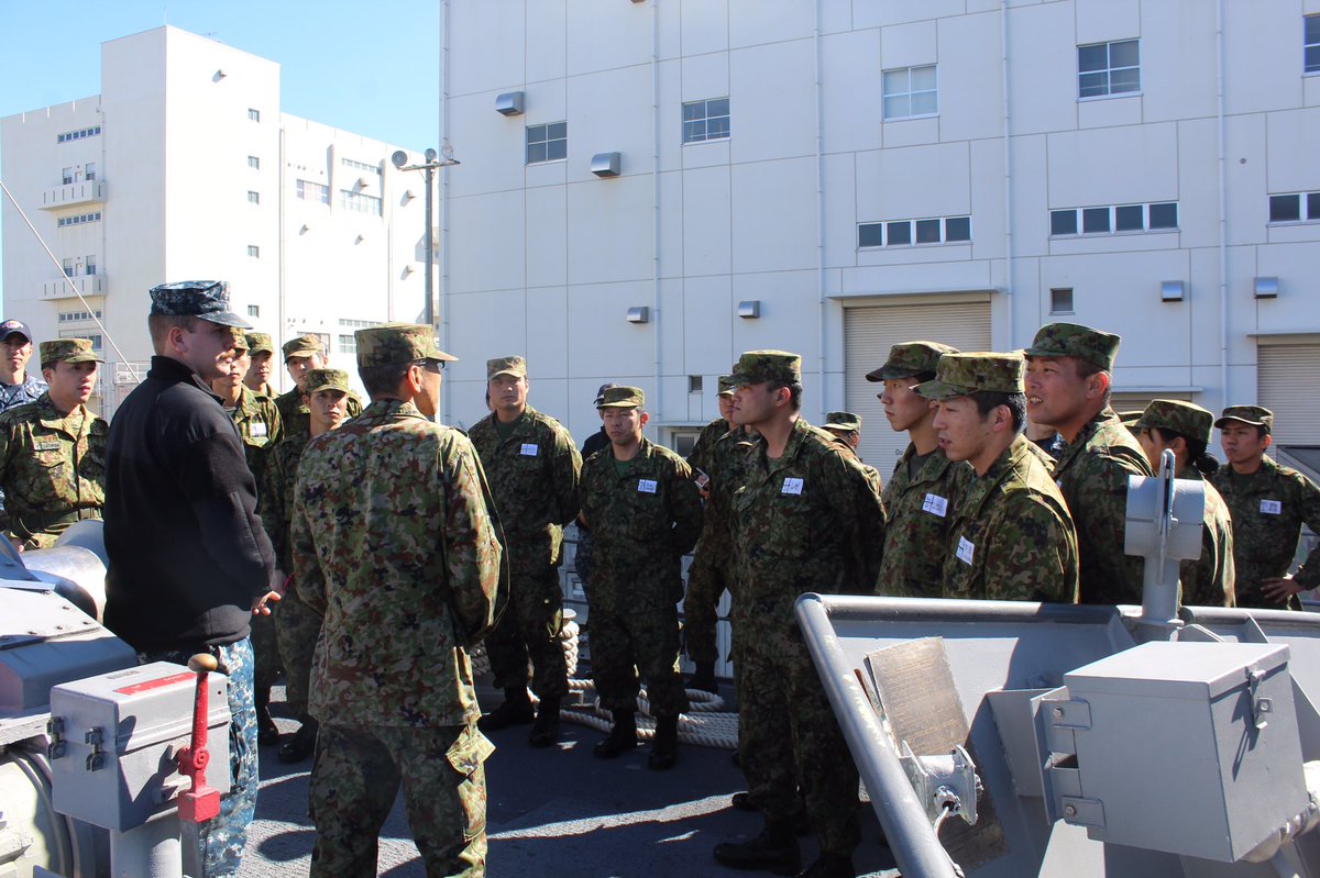 .@JGSDF_pr personnel part of weekly English exchange tour #USSWarrior - Grt to see the mutual understanding taking place. @USFJ_J