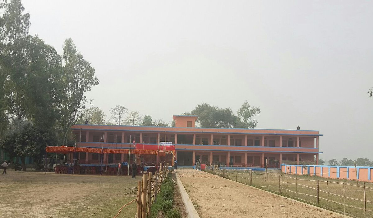 airnewsalerts's tweet photo. Indian Ambassador to #Nepal #RanjitRae inaugurates school & hostel at Sarlahi district in Nepal.
#AIRPics: Raj Kumar https://t.co/ECG9KCFDoM
