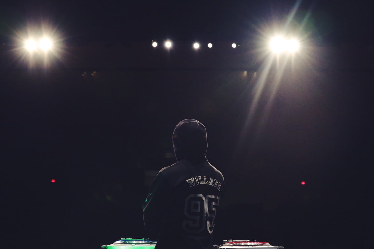 remembercharles's tweet photo. @thedjwillaye in his element. https://t.co/1D87me1uIj