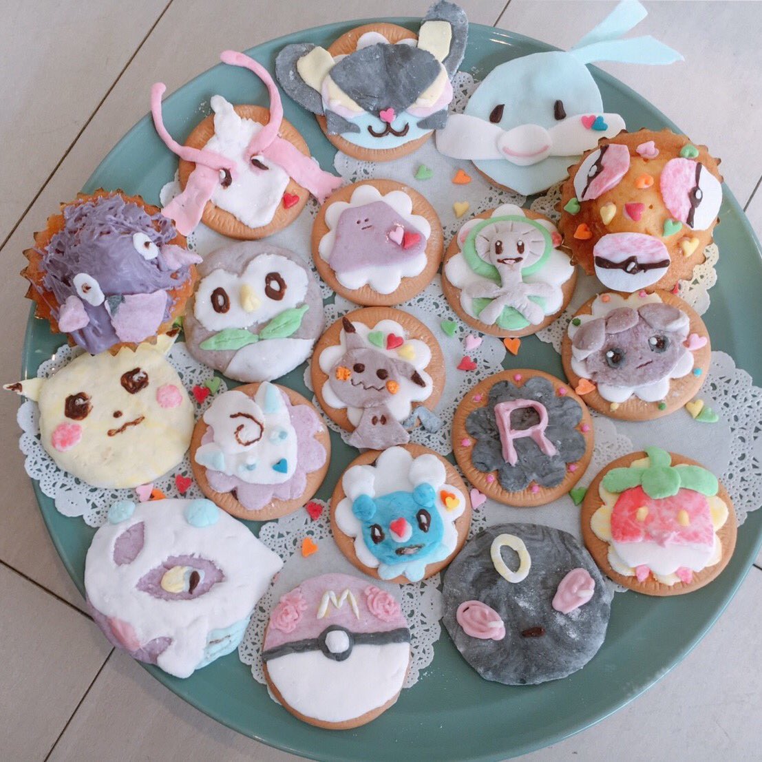 みゃこ ポケモンサークルでお菓子作り 悠木碧ちゃん椿姫彩菜ちゃん小岩井ことりちゃんタカオユキちゃんとマショマロフォンダントをみんなで作りました W 誰がどれを作ったでしょう T Co Juvixbtc5u Twitter