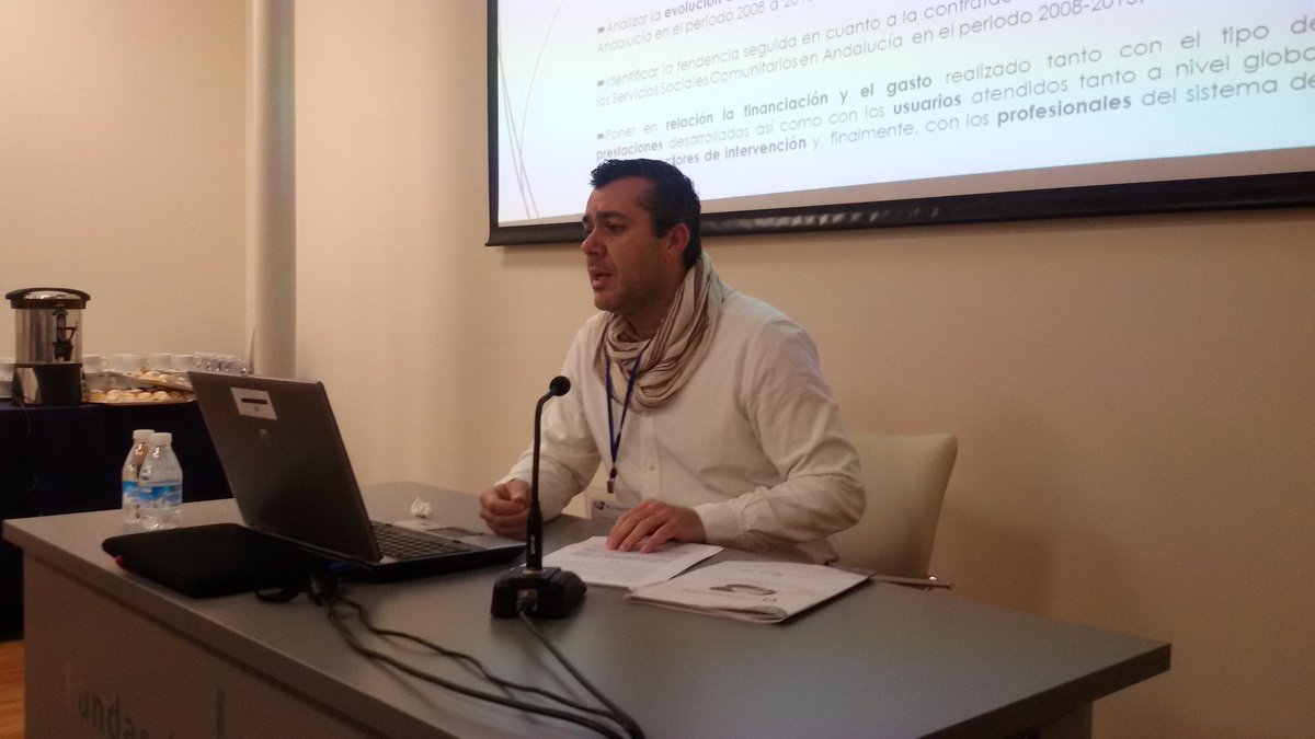 jmprietolobato's tweet photo. @Reps2017 Arrancamos el panel 4.1.Repensando las políticas públicas de servicios sociales: modelos, estrategias e iniciativas de atención. https://t.co/elXrkgTfxA