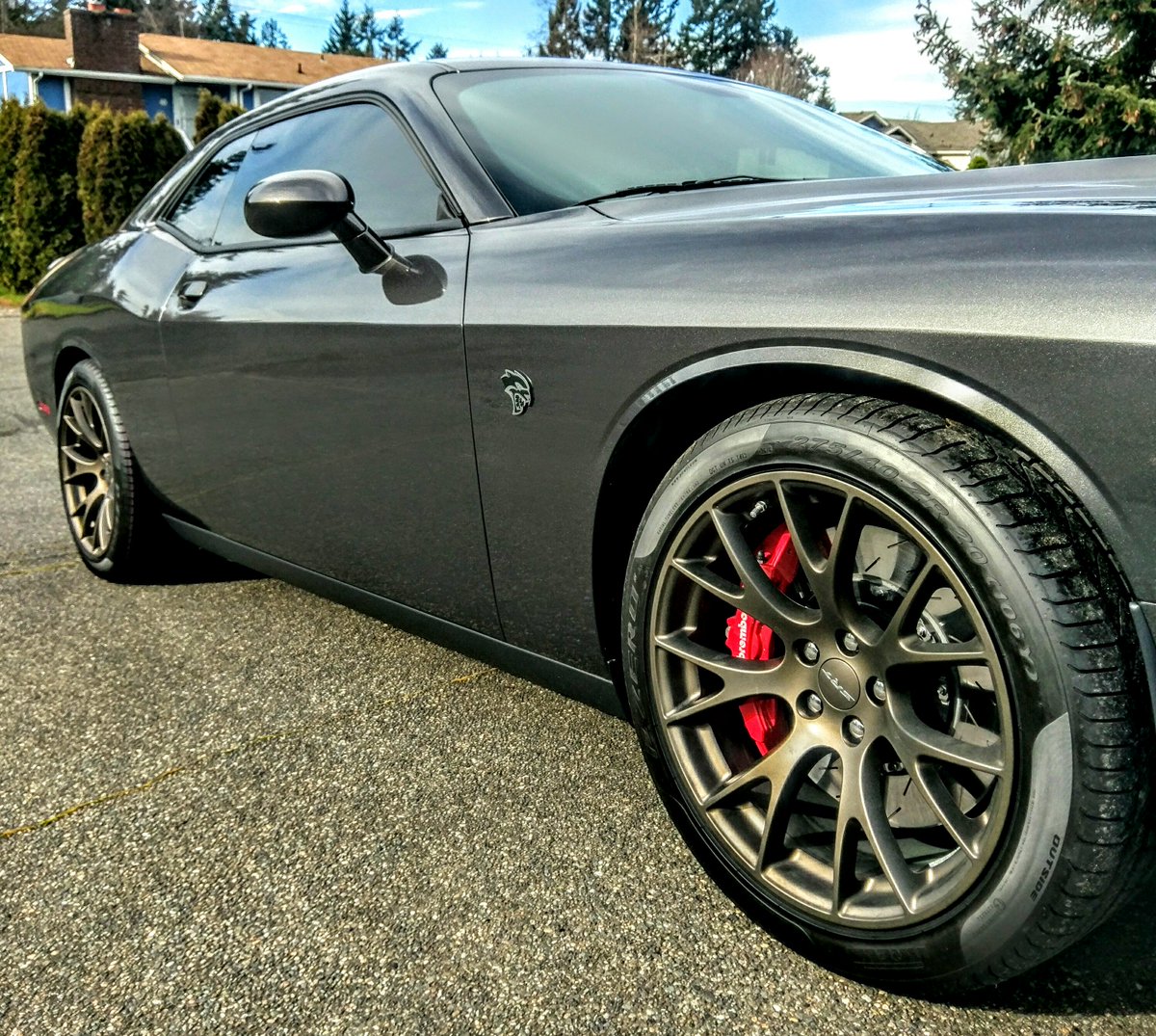 AutosFutureTech's tweet image. Website to launch soon. Get informational news on auto upgrades and a few other surprises.😜